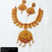 necklace set